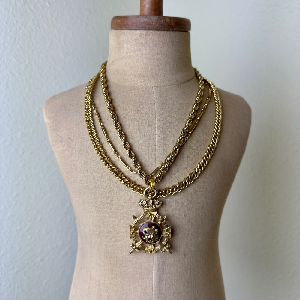 Upcycled Vintage Coro Medallion Pendant Necklace Gold Tone